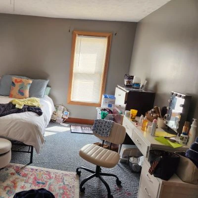 Dayton, Ohio remodeled bedroom student housing rental